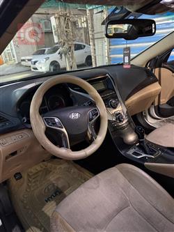 هیوندای ازێرا